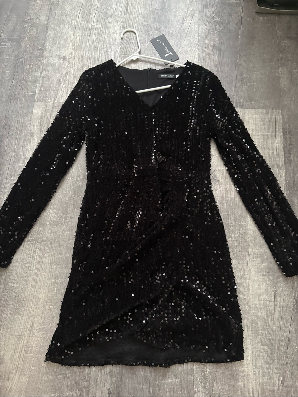 SHEIN Black Long Sleeve Sequin V-Neck Dress
